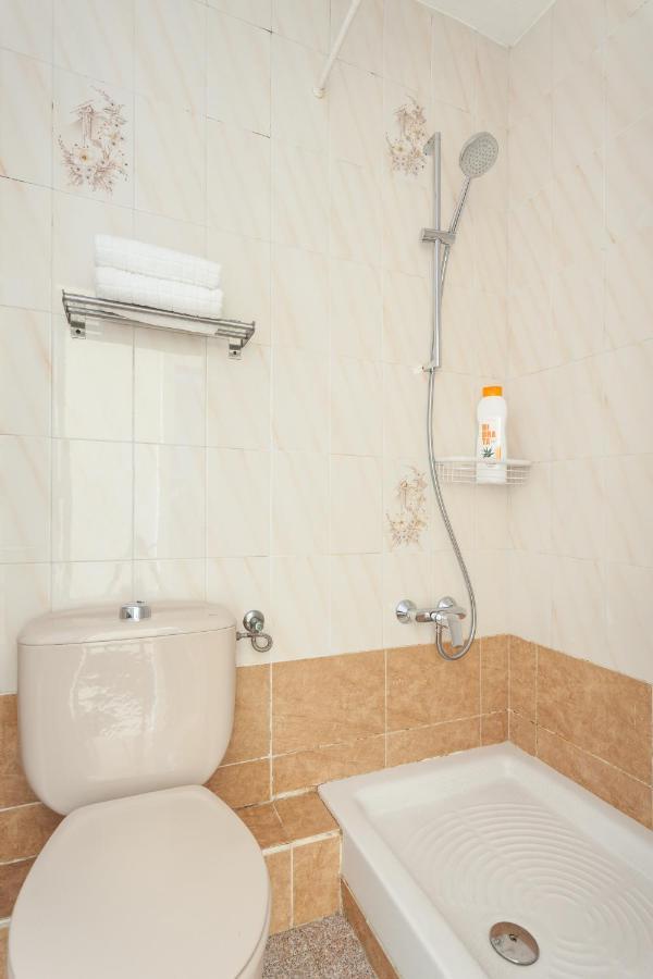 شقة Apartamento Con Encanto, Luminoso Y Tranquilo لوسبيتاليت دي يوبريغات المظهر الخارجي الصورة
